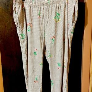 Land’s End Women’s Cropped Pants